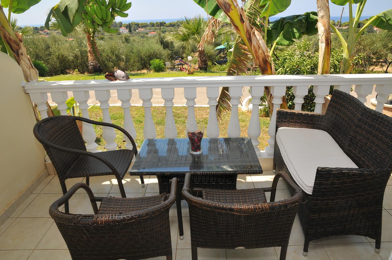 Ionion Star Hotel Tholon Extérieur photo